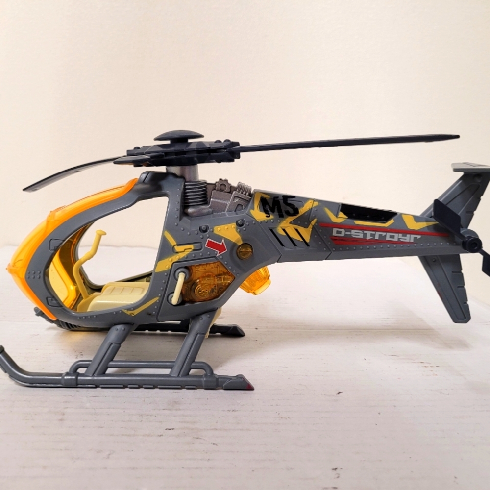 The Corps Lanard: D-STROYR helicopter (2010) army builder battery operated